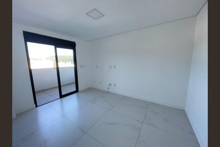 Casa de condomínio para alugar com 259m², 5 quartos e 4 vagasQuarto