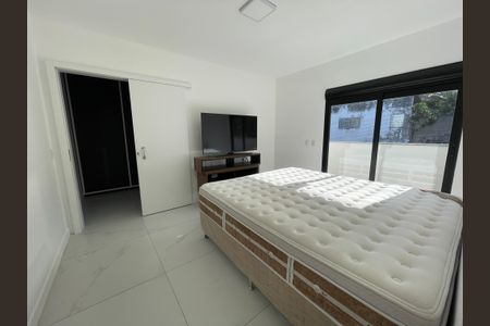 Quarto de casa de condomínio para alugar com 5 quartos, 259m² em Trindade, Florianópolis