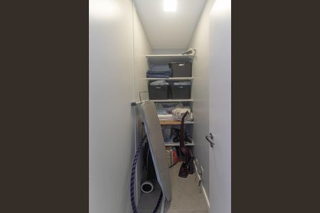 Apartamento para alugar com 84m², 2 quartos e 2 vagasDespensa - Correodor