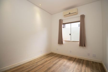 Casa de condomínio para alugar com 700m², 3 quartos e 4 vagasSuíte 1