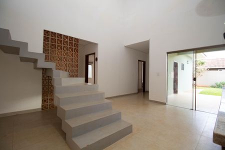 Casa de condomínio para alugar com 700m², 3 quartos e 4 vagasSala 3