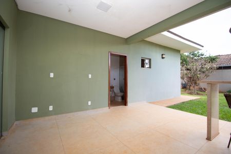 Casa de condomínio para alugar com 700m², 3 quartos e 4 vagasChurrasqueira