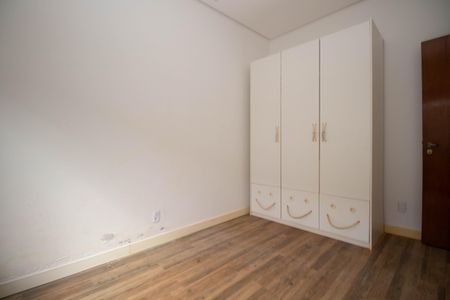 Casa de condomínio para alugar com 700m², 3 quartos e 4 vagasSuíte 2