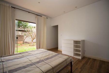 Casa de condomínio para alugar com 700m², 3 quartos e 4 vagasSuíte 3