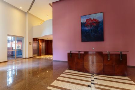 Apartamento para alugar com 73m², 2 quartos e 2 vagasHall social