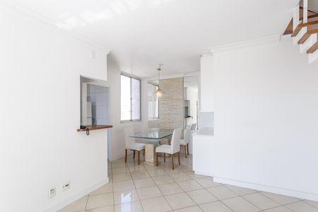 Apartamento para alugar com 73m², 2 quartos e 2 vagasSala