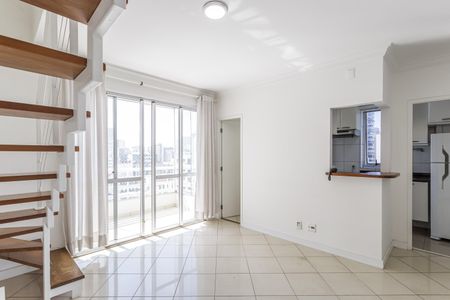 Sala de apartamento para alugar com 2 quartos, 73m² em Moema, São Paulo