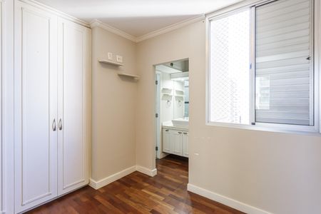 Apartamento para alugar com 73m², 2 quartos e 2 vagasSuíte 1