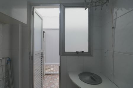 Apartamento para alugar com 90m², 3 quartos e 1 vagaÁrea de Serviço