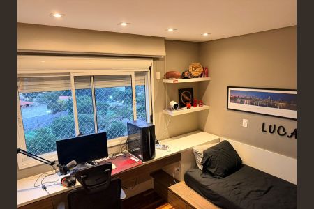 Apartamento à venda com 204m², 4 quartos e 3 vagas Apartamento à venda com 204m², 4 quartos e 3 vagasQuarto