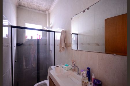 Casa à venda com 300m², 4 quartos e 4 vagasBanheiro 