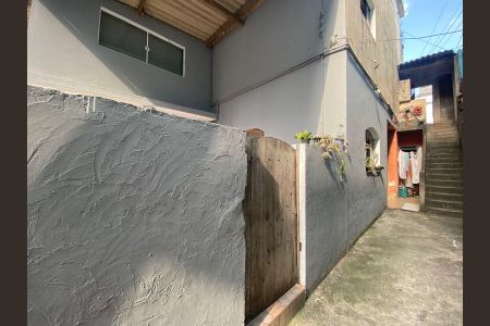 Casa à venda com 300m², 4 quartos e 4 vagasQuintal - Casa 2