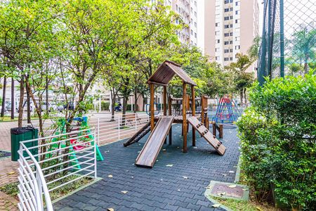Apartamento para alugar com 60m², 3 quartos e 1 vaga Apartamento para alugar com 60m², 3 quartos e 1 vagaÁrea comum - Playground