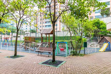 Apartamento para alugar com 60m², 3 quartos e 1 vaga Apartamento para alugar com 60m², 3 quartos e 1 vagaÁrea comum - Playground
