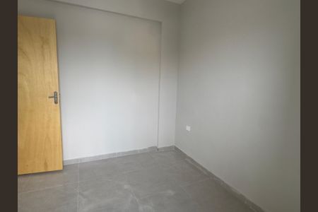 Quarto 2 de apartamento para alugar com 2 quartos, 50m² em Jardim Eledy, São Paulo