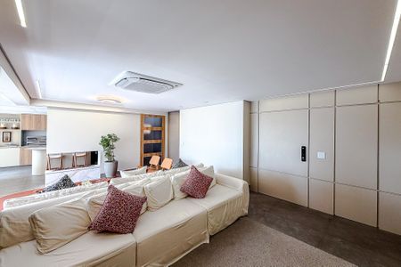 Apartamento à venda com 192m², 3 quartos e 3 vagasSala