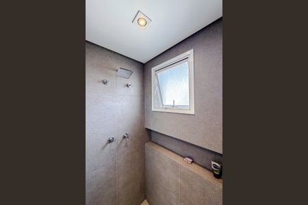 Apartamento à venda com 192m², 3 quartos e 3 vagasBanheiro da Suíte 1