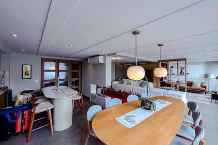 Apartamento à venda com 192m², 3 quartos e 3 vagasSala