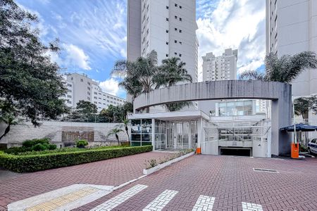 Apartamento à venda com 192m², 3 quartos e 3 vagasFachada