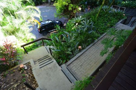 Casa de condomínio à venda com 530m², 3 quartos e 2 vagasVaranda