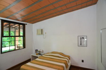 Casa de condomínio à venda com 530m², 3 quartos e 2 vagasSuíte