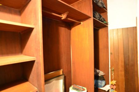 Casa de condomínio à venda com 530m², 3 quartos e 2 vagasCloset