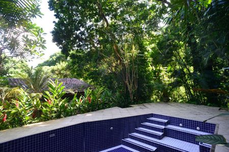 Casa de condomínio à venda com 530m², 3 quartos e 2 vagasPiscina