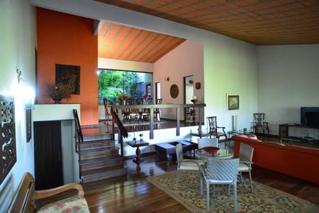 Casa de condomínio à venda com 530m², 3 quartos e 2 vagasSala de Estar