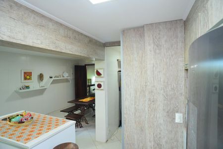 Casa de condomínio à venda com 530m², 3 quartos e 2 vagasCozinha