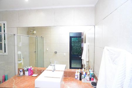 Casa de condomínio à venda com 530m², 3 quartos e 2 vagasBanheiro Social