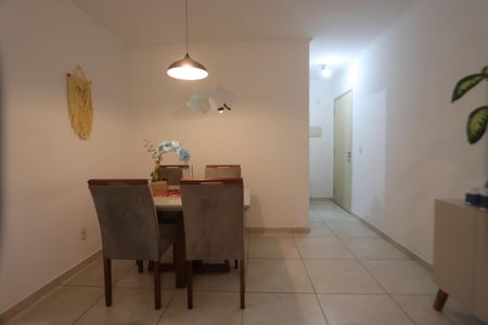 Apartamento à venda com 75m², 3 quartos e 1 vagaSala