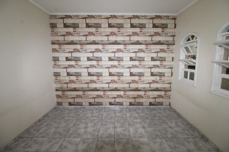 Casa para alugar com 58m², 2 quartos e 1 vagaQuarto 1