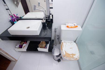 Casa à venda com 370m², 4 quartos e 4 vagasBanheiro da Suíte