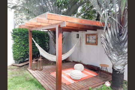 Casa à venda com 370m², 4 quartos e 4 vagasPergolado