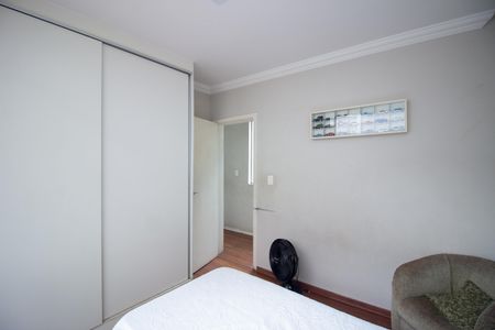 Casa à venda com 370m², 4 quartos e 4 vagasQuarto 2