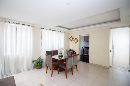 Casa à venda com 370m², 4 quartos e 4 vagasSala de Jantar