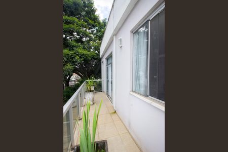 Casa à venda com 370m², 4 quartos e 4 vagasVaranda do Quarto 1