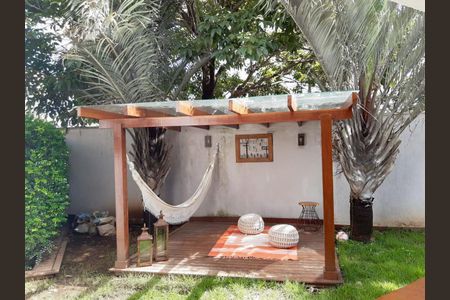 Casa à venda com 370m², 4 quartos e 4 vagasPergolado