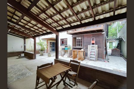 Casa para alugar com 230m², 3 quartos e 2 vagasÁrea externa