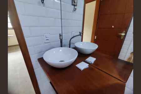 Casa para alugar com 230m², 3 quartos e 2 vagasBanheiro da Suíte 1