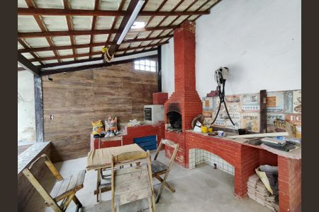 Casa para alugar com 230m², 3 quartos e 2 vagasÁrea externa