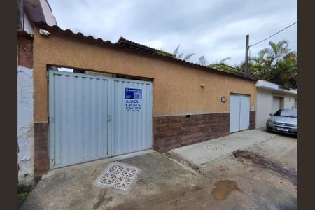 Casa para alugar com 230m², 3 quartos e 2 vagasFachada