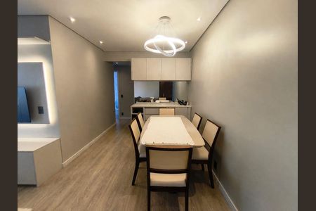 Apartamento à venda com 71m², 3 quartos e 2 vagasSala