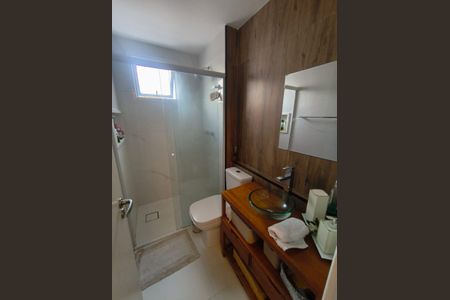 Apartamento à venda com 71m², 3 quartos e 2 vagasBanheiro