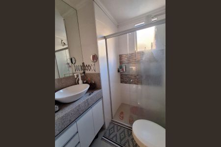 Apartamento à venda com 100m², 3 quartos e 2 vagasbanheiro 2