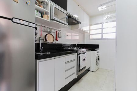 Apartamento à venda com 50m², 2 quartos e 1 vagaCozinha e área de serviço