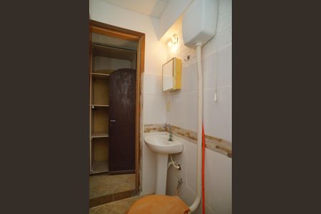 Casa para alugar com 40m², 1 quarto e 4 vagas Casa para alugar com 40m², 1 quarto e 4 vagasBanheiro