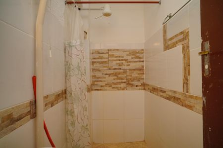 Casa para alugar com 40m², 1 quarto e 4 vagas Casa para alugar com 40m², 1 quarto e 4 vagasBanheiro