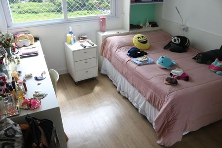 Apartamento à venda com 283m², 4 quartos e 3 vagasQuarto 4