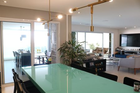 Apartamento à venda com 283m², 4 quartos e 3 vagasSala